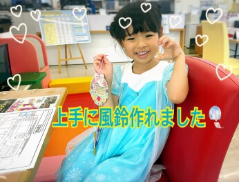 親子で作った風鈴の仕上がりがこちら♪